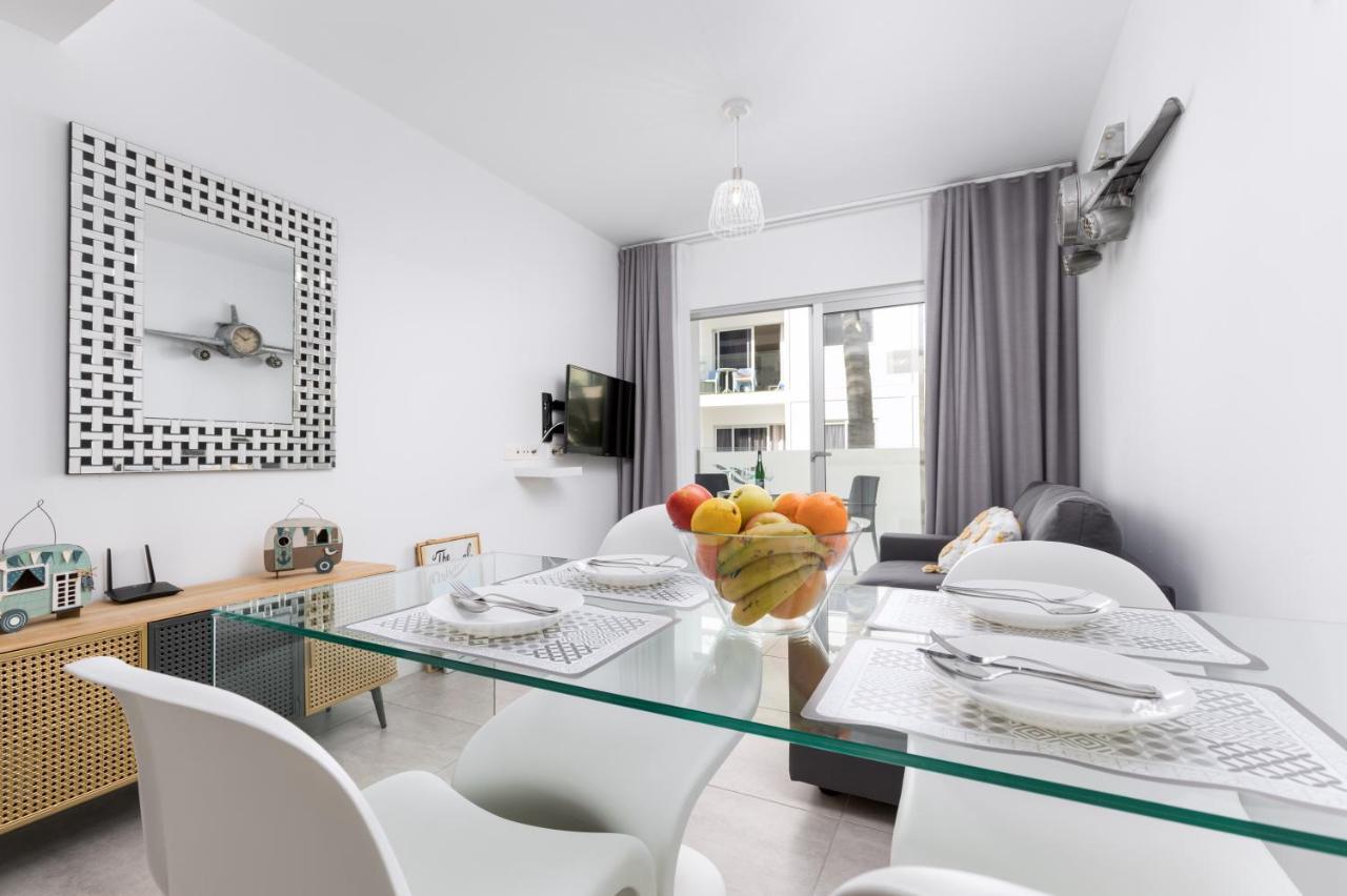Home2Book Hola Rolls Corralejo Center Экстерьер фото